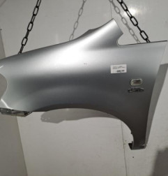 Aile avant gauche TOYOTA AVENSIS VERSO