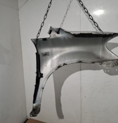 Aile avant gauche TOYOTA AVENSIS VERSO Photo n°3