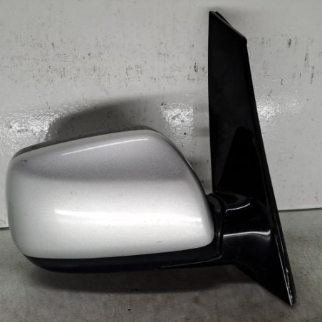 Retroviseur droit TOYOTA AVENSIS VERSO Photo n°1