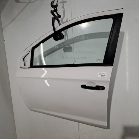 Porte avant gauche HYUNDAI I 20 1 Photo n°1