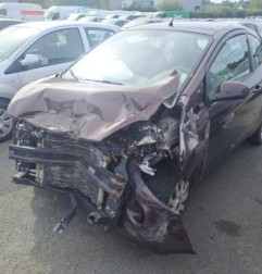 Malle/Hayon arriere FORD KA 2 Photo n°4