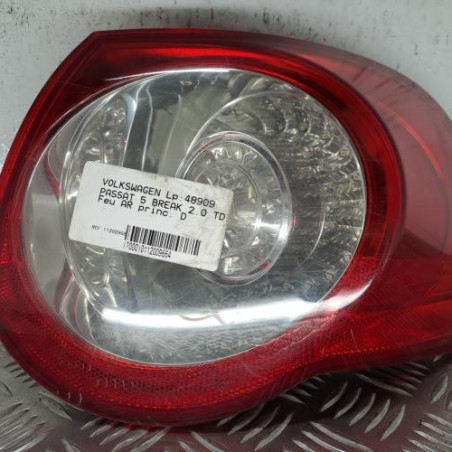 Feu arriere principal droit (feux) VOLKSWAGEN PASSAT 5 Photo n°1
