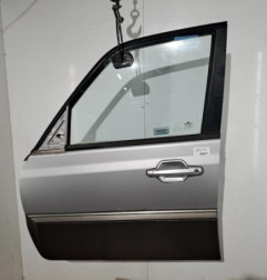 Porte avant gauche HYUNDAI TERRACAN Photo n°1