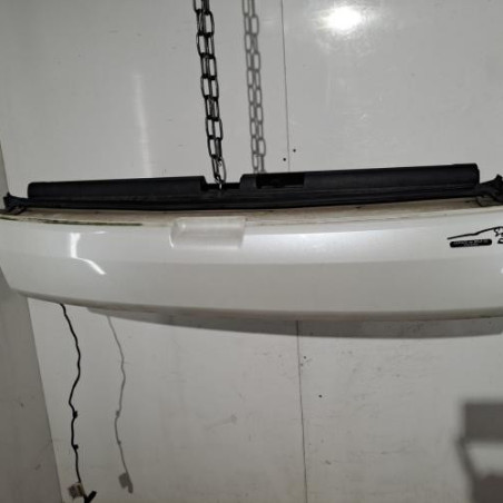 Hayon inferieur PEUGEOT 3008 1