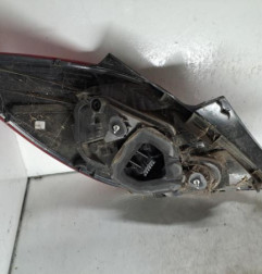 Feu arriere principal droit (feux) OPEL CORSA D Photo n°3