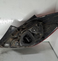 Feu arriere principal gauche (feux) OPEL CORSA D Photo n°3