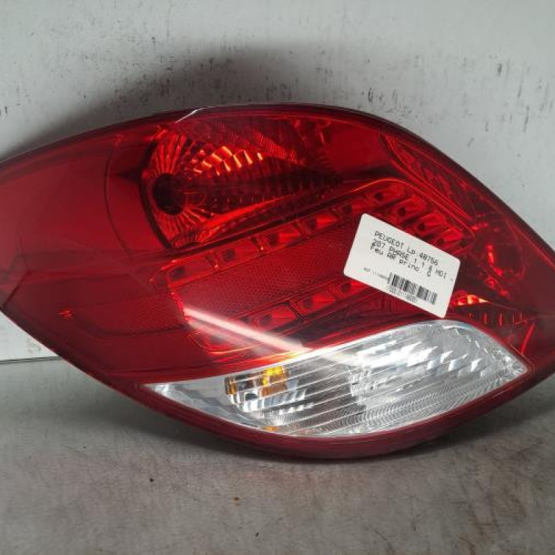 Feu arriere principal gauche (feux) PEUGEOT 207