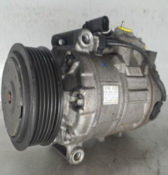 Compresseur clim AUDI Q7 1 Photo n°1