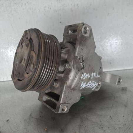 Compresseur clim RENAULT TWINGO 3 Photo n°1