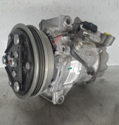 Compresseur clim RENAULT CLIO 5 Photo n°1