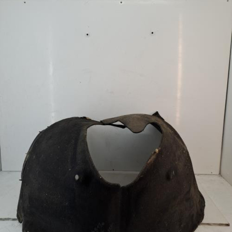 Pare boue avant gauche VOLKSWAGEN TOUAREG 1