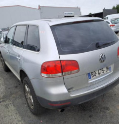 Pare boue avant gauche VOLKSWAGEN TOUAREG 1 Photo n°7