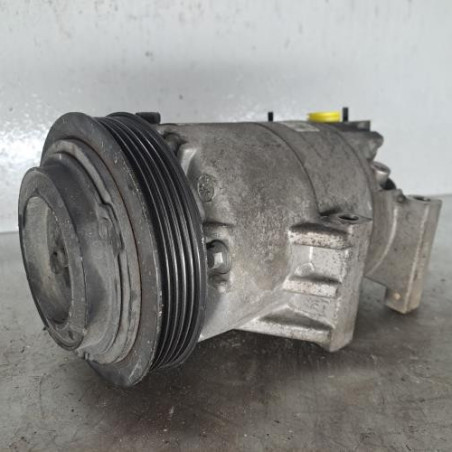 Compresseur clim HYUNDAI I 20 1 Photo n°1