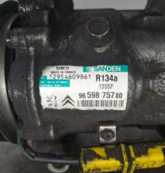 Compresseur clim CITROEN BERLINGO 2 Photo n°3