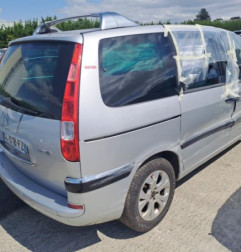 Compresseur clim CITROEN C8 Photo n°6