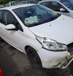 Cremaillere assistee PEUGEOT 208 1 Photo n°5