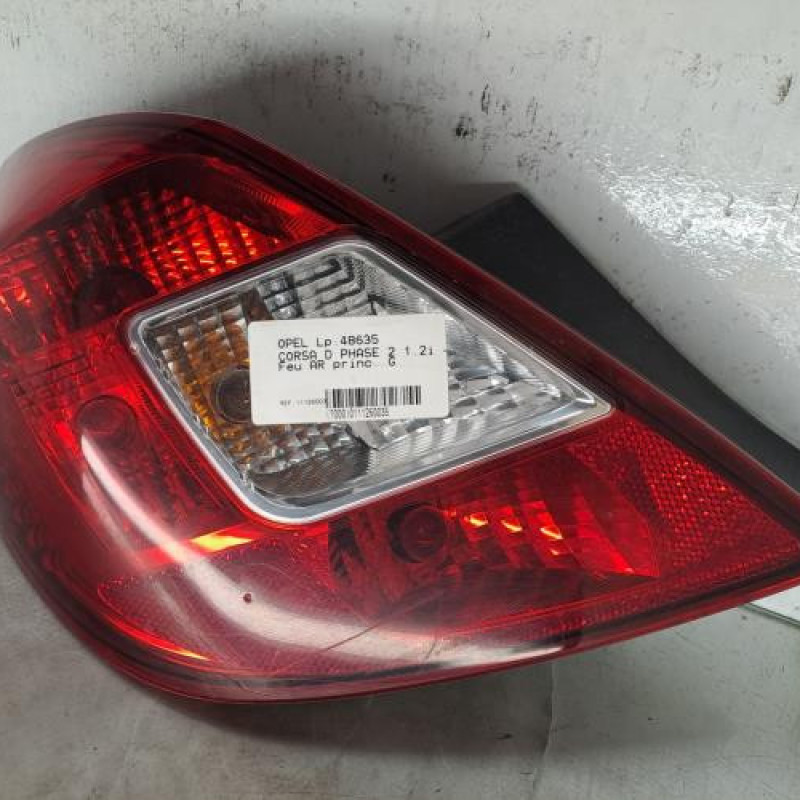 Feu arriere principal gauche (feux) OPEL CORSA D