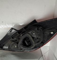 Feu arriere principal gauche (feux) OPEL CORSA D Photo n°3
