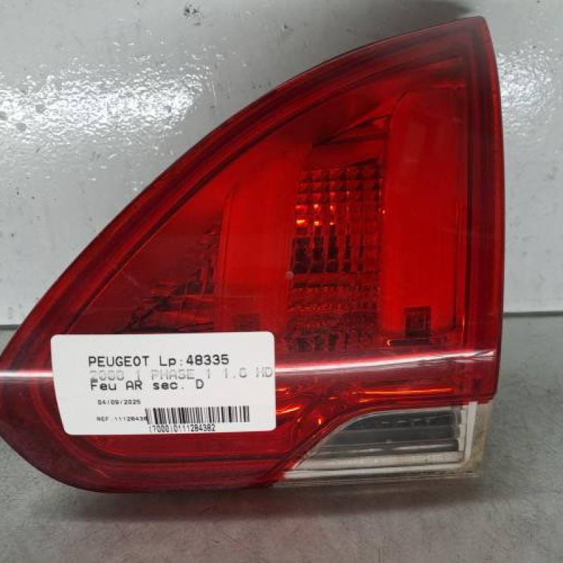 Feu arriere secondaire droit (feux) PEUGEOT 2008 1