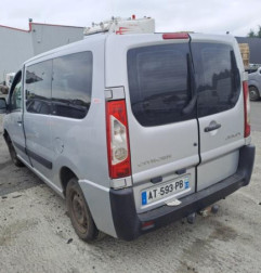 Calandre CITROEN JUMPY 2 Photo n°6