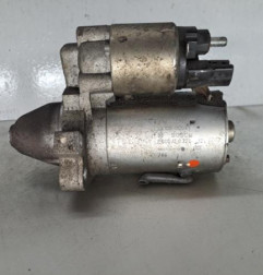 Demarreur TOYOTA YARIS 2 Photo n°1