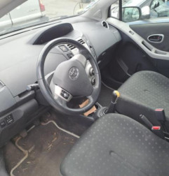 Demarreur TOYOTA YARIS 2 Photo n°9