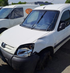Calandre PEUGEOT PARTNER 1 Photo n°4