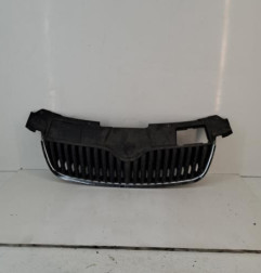 Calandre SKODA ROOMSTER Photo n°1