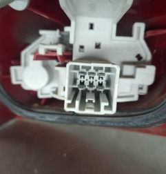 Feu arriere principal gauche (feux) FORD FIESTA 6 Photo n°4