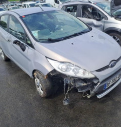 Malle/Hayon arriere FORD FIESTA 6 Photo n°5