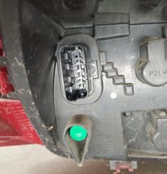 Feu arriere principal droit (feux) RENAULT CLIO 3 Photo n°4