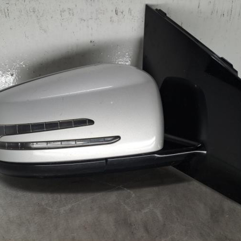 Retroviseur droit MERCEDES CLASSE B 246