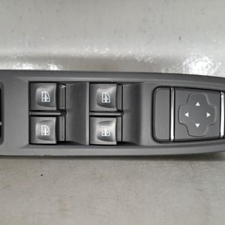 Interrupteur de leve vitre avant gauche RENAULT CAPTUR 1
