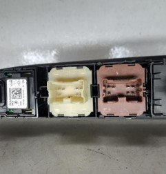 Interrupteur de leve vitre avant gauche RENAULT CAPTUR 1 Photo n°3