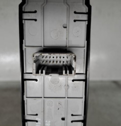 Interrupteur de leve vitre avant gauche RENAULT MEGANE 3 Photo n°3