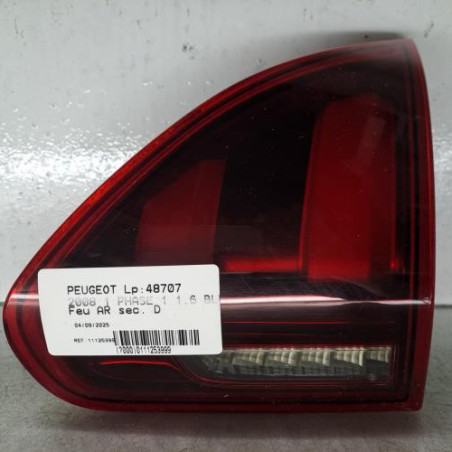 Feu arriere secondaire droit (feux) PEUGEOT 2008 1 Photo n°1