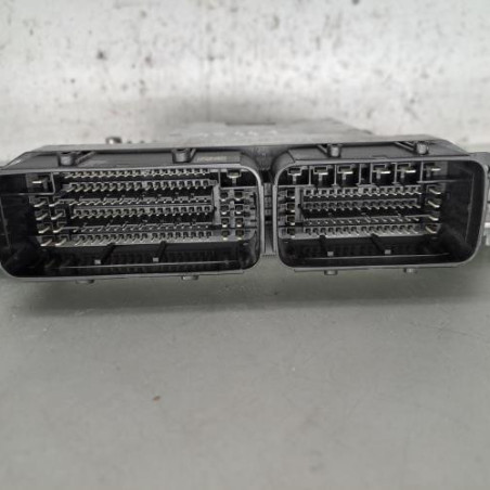Calculateur moteur PEUGEOT 308 3