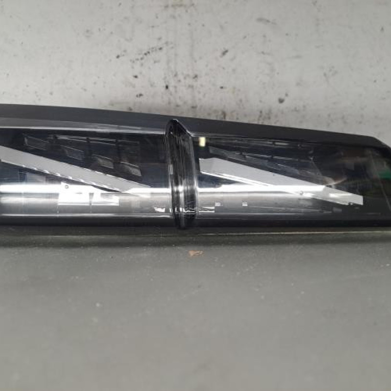 Feu arriere secondaire gauche (feux) PEUGEOT 308 3