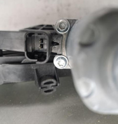 Leve vitre electrique avant droit PEUGEOT 308 3 Photo n°3