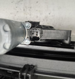 Leve vitre electrique arriere gauche PEUGEOT 308 3 Photo n°3