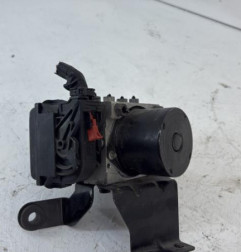Bloc ABS (freins anti-blocage) VOLKSWAGEN POLO 4