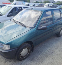 Optique avant principal droit (feux)(phare) PEUGEOT 106 Photo n°4