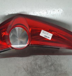 Feu arriere principal gauche (feux) OPEL AGILA B Photo n°1