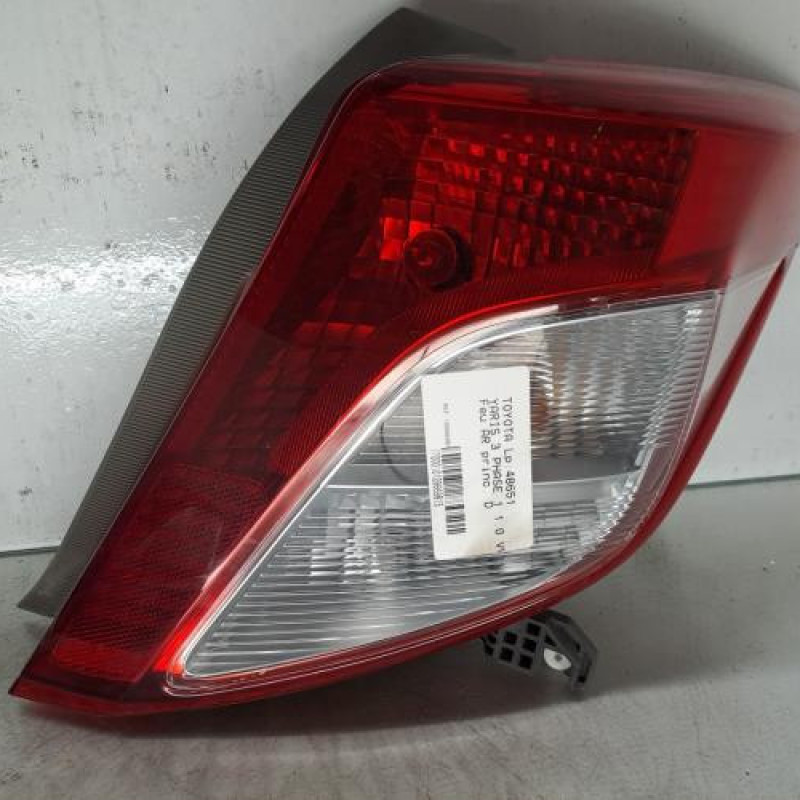 Feu arriere principal droit (feux) TOYOTA YARIS 3