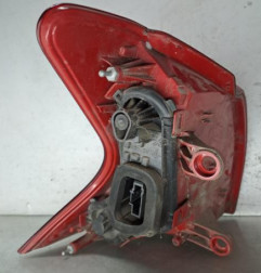 Feu arriere principal droit (feux) PEUGEOT 3008 1 Photo n°3