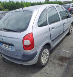 Optique avant principal droit (feux)(phare) CITROEN XSARA PICASSO Photo n°7