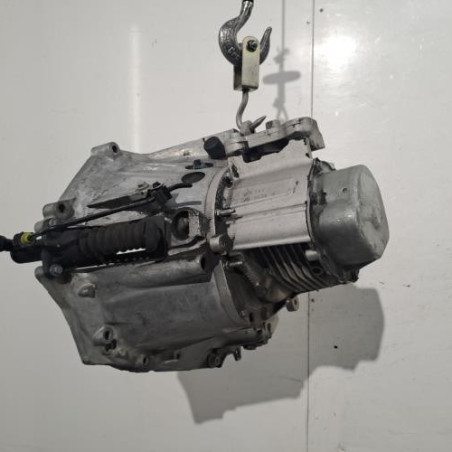 Boite de vitesses PEUGEOT 208 1 Photo n°1