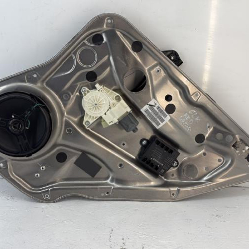 Leve vitre electrique arriere droit MERCEDES CLASSE GLK 204