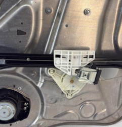 Leve vitre electrique arriere droit MERCEDES CLASSE GLK 204 Photo n°3