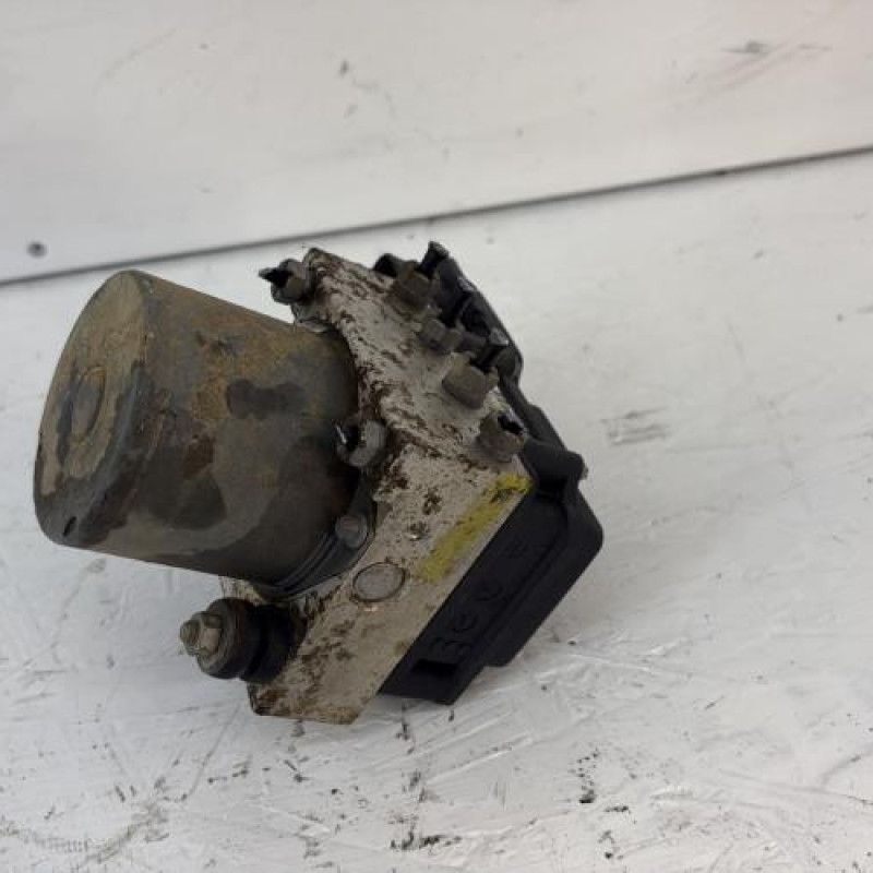 Bloc ABS (freins anti-blocage) RENAULT TRAFIC 2